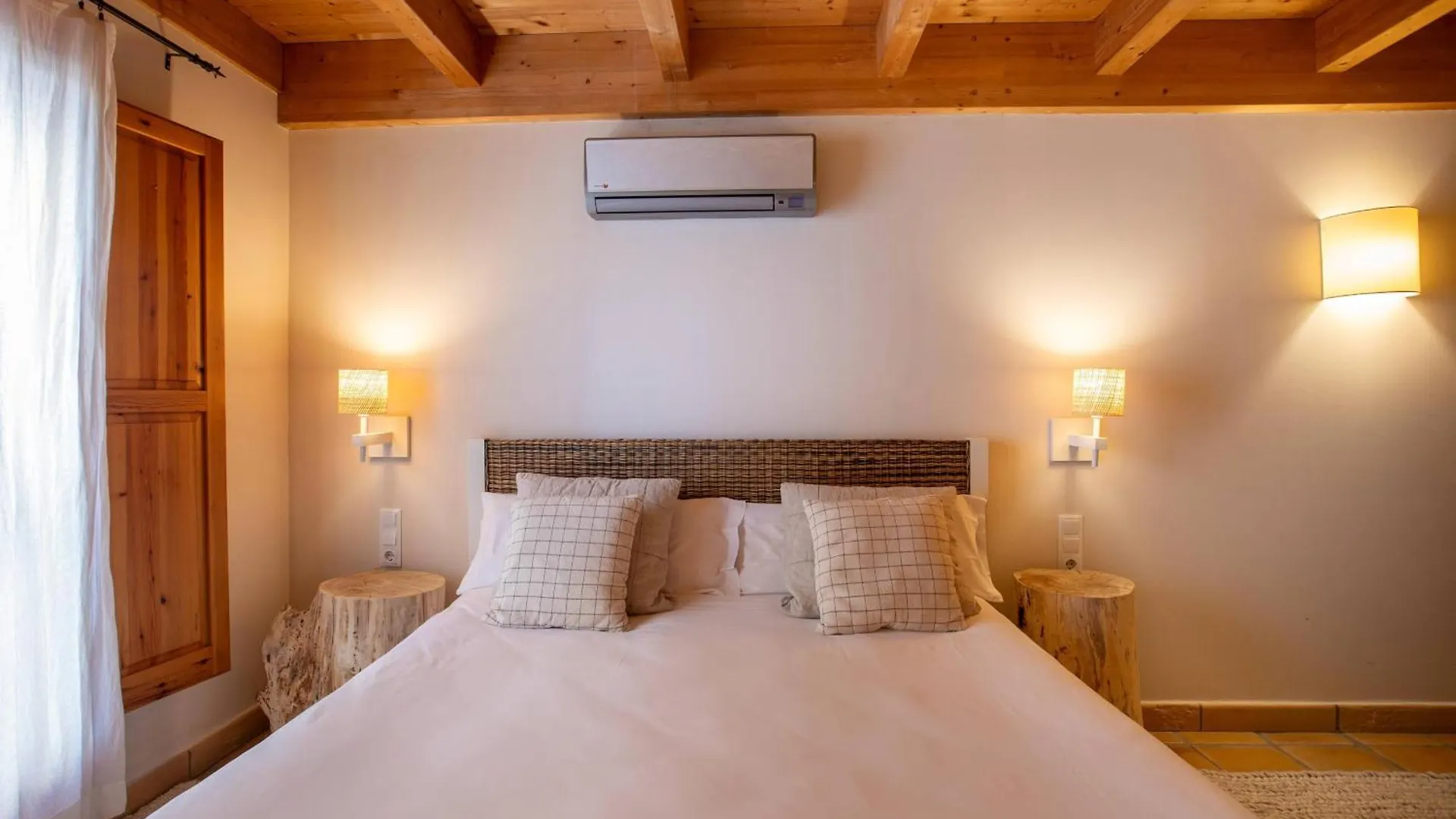 ***  Hotel Boutique Niu De Sol - Designed For Adults Palau Saverdera Spanien